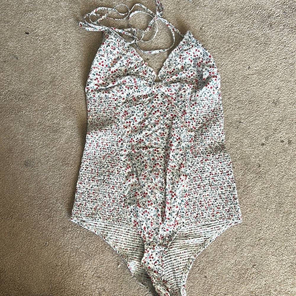 Floral halter swimsuit